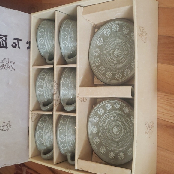 Other - Vintage Pottery Tea Set